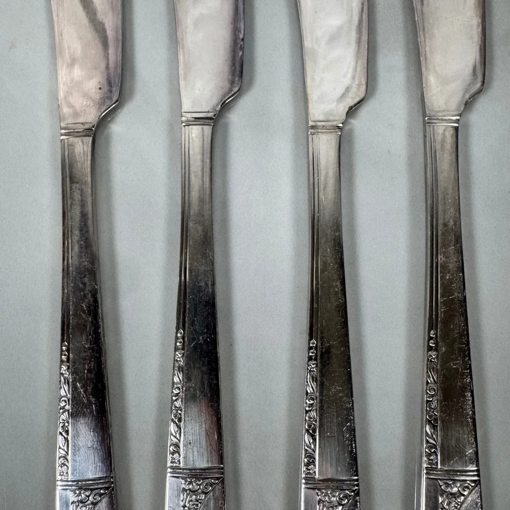 Set of 4 Oneida Nobility Plate Silver Plated Butter Spreader Knife Caprice Lot 2